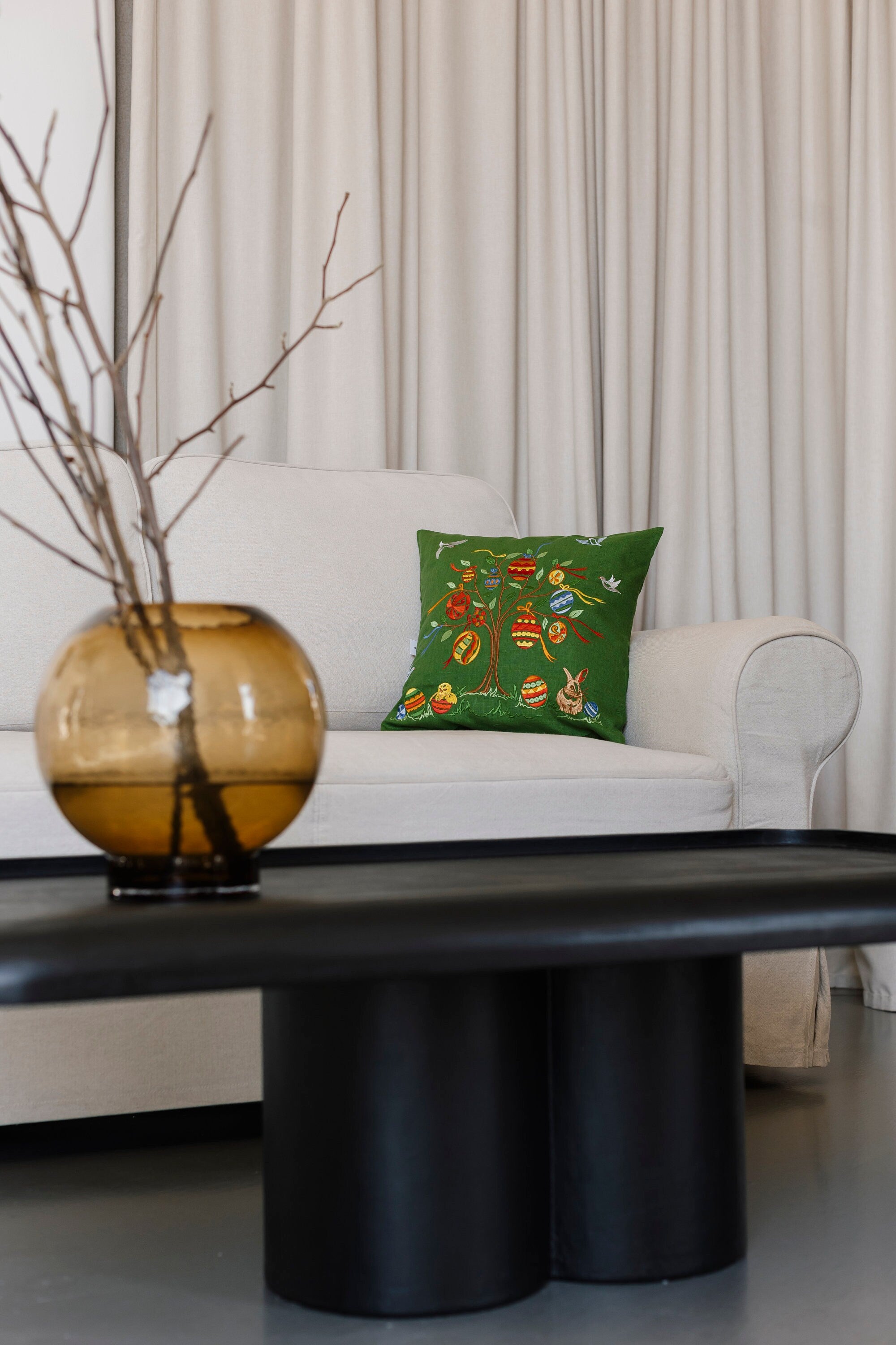 Green Linen Embroidered Pillowcase 40x40 CM – Organic Home Decor