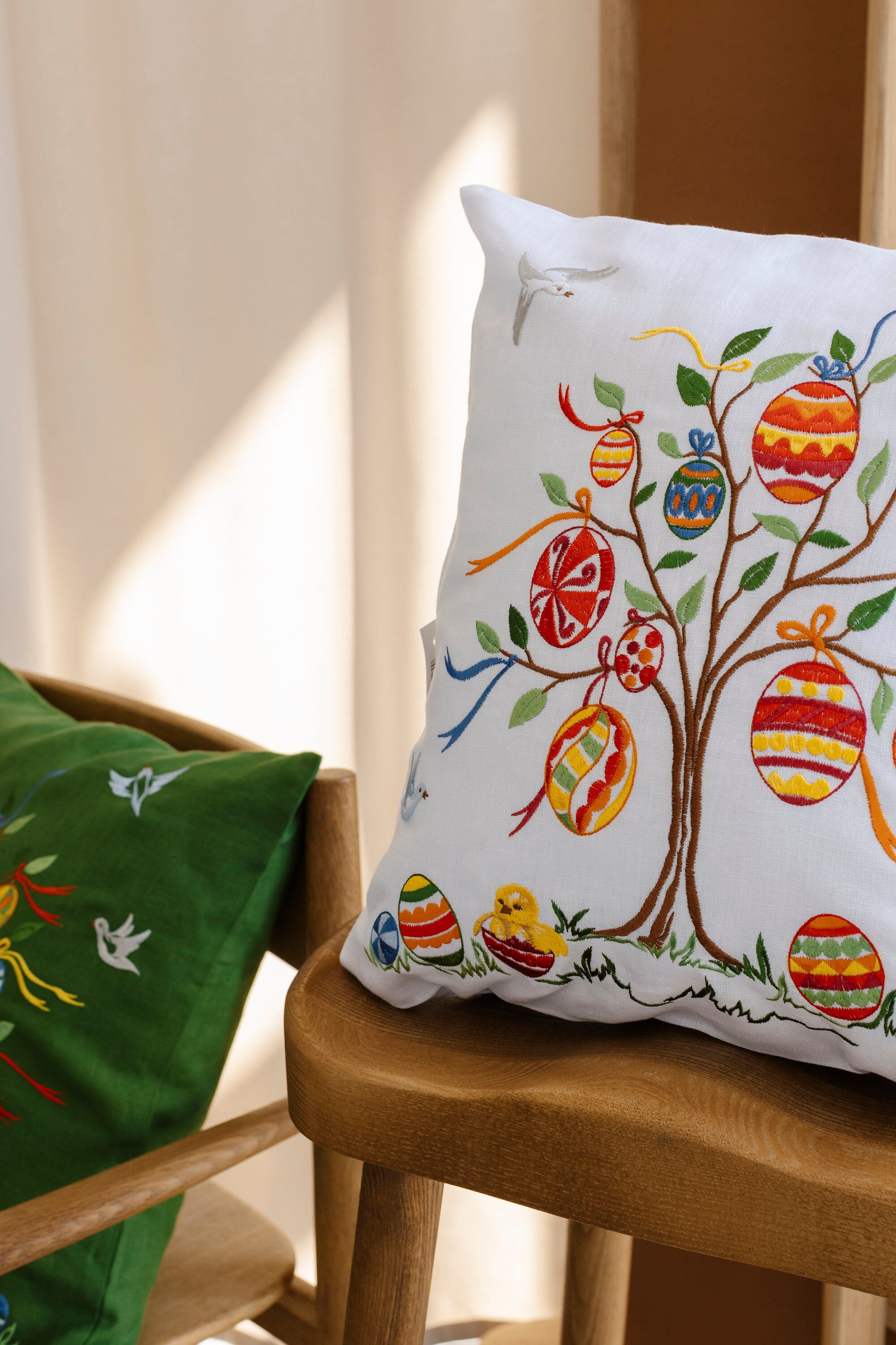 Green Linen Embroidered Pillowcase 40x40 CM – Organic Home Decor