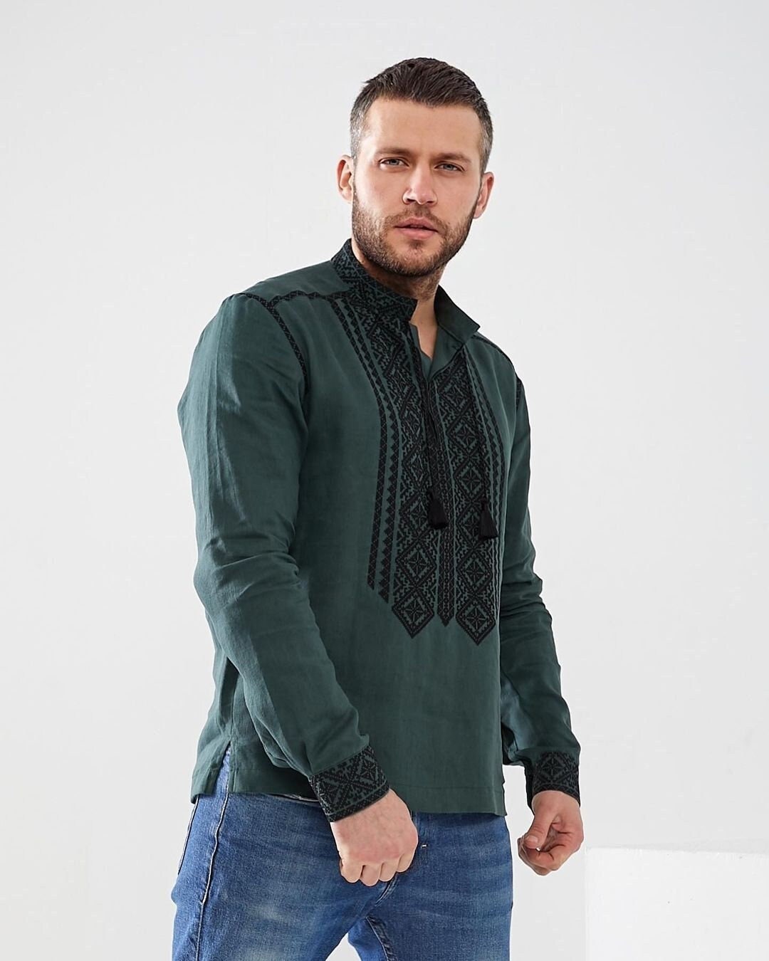 Men's Green Embroidered Shirt Linen Vyshyvanka Traditional Ukrainian Top Zelenskyy