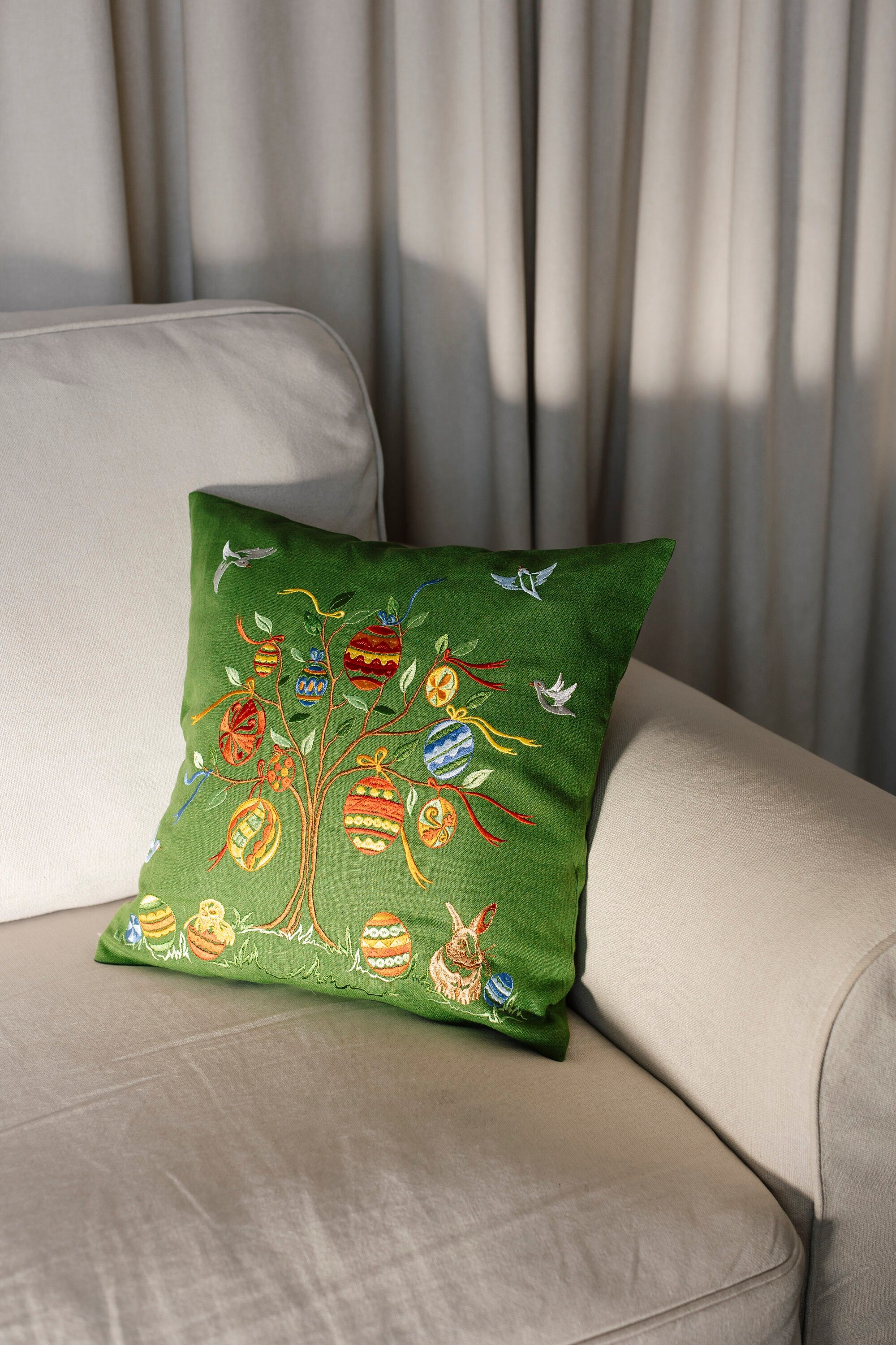 Green Linen Embroidered Pillowcase 40x40 CM – Organic Home Decor