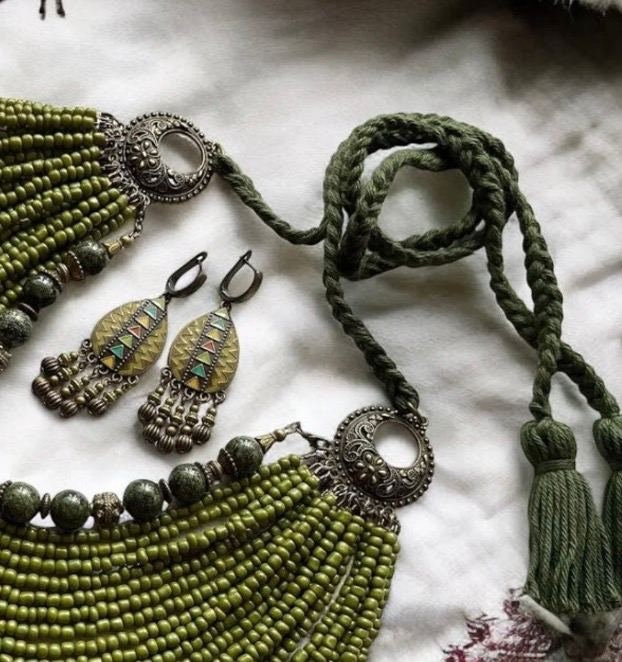 Ukrainian Traditional Green Multirow Necklace & Earrings Set with Glass Beads and Moon Pendant