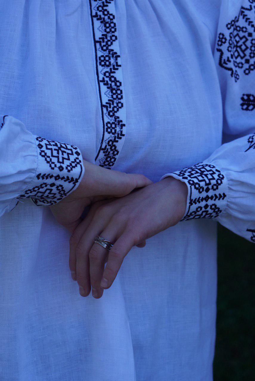 White Linen Ukrainian Vyshyvanka Blouse Embroidered Women Blouse Gift for Her Gift for Girl Vyshyvanka shirt Gift for Christmas