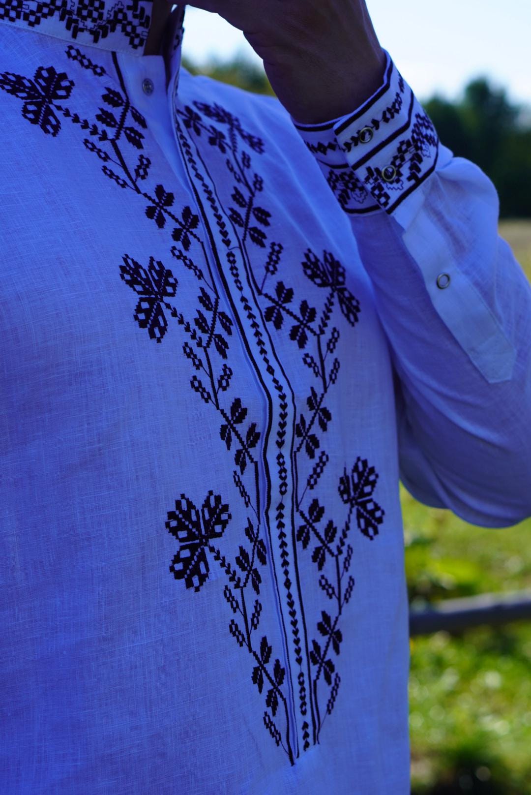 White Linen Shirt Ukrainian Vyshyvanka Embroidered Men's embroidered shirt,Men's embroidered shirt Gift for Christmas