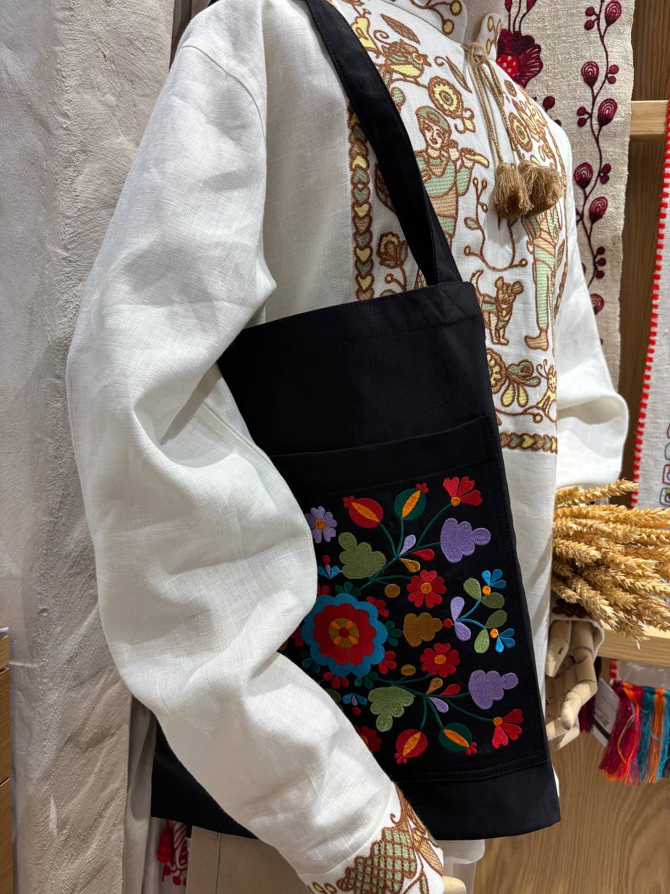 Black Linen Tote Bag Embroidered Floral Beach Bag