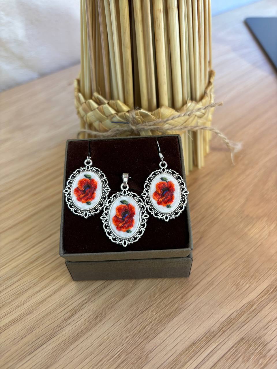 2024 Embroidered Earrings and Pendant Set for Women
