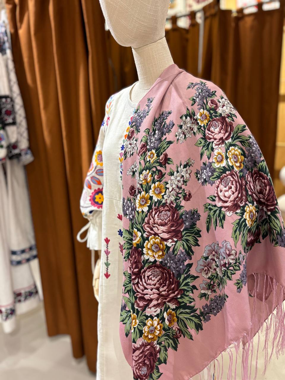 Pink Ukrainian wool shawl,Traditional Ukrainian, gift for women, Mom, Daughter bohemian scarf flower, Ukrainian clothings, Christmas