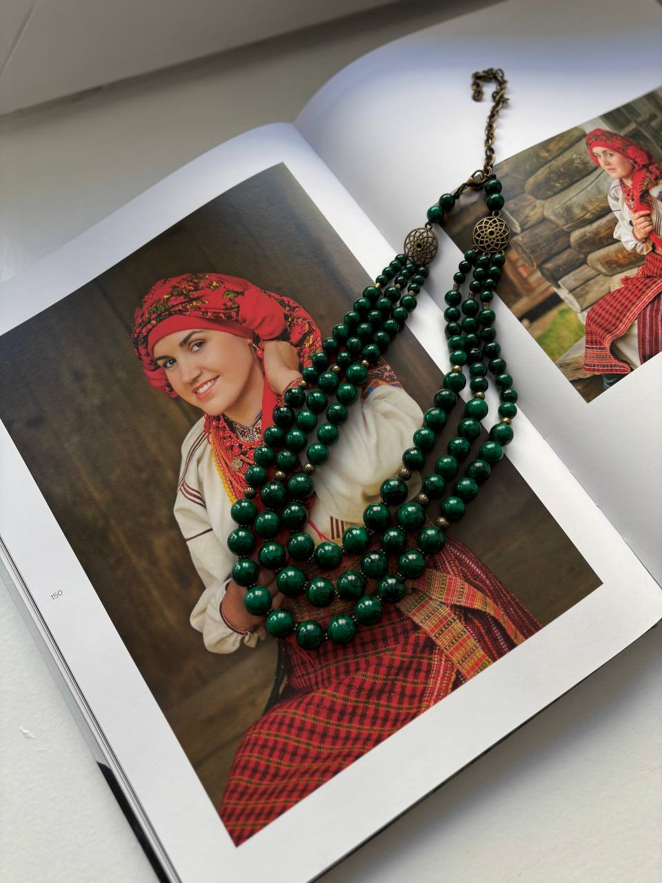 Green necklace Pressed agate Ukrainian Traditional Jewelry natural Ethnic