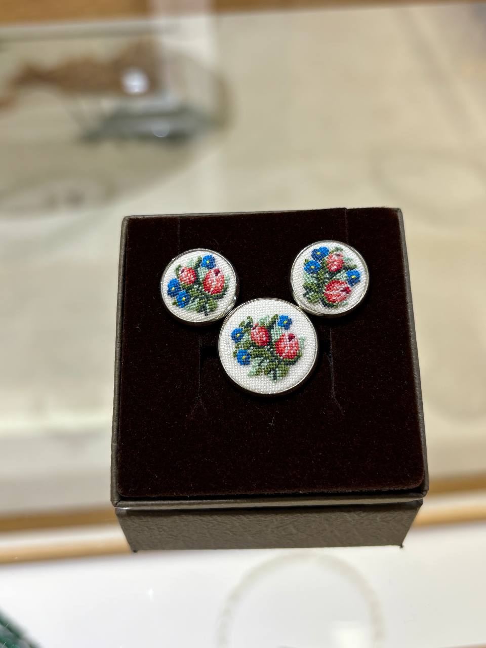Embroidered Earrings and Pendant Set for Women