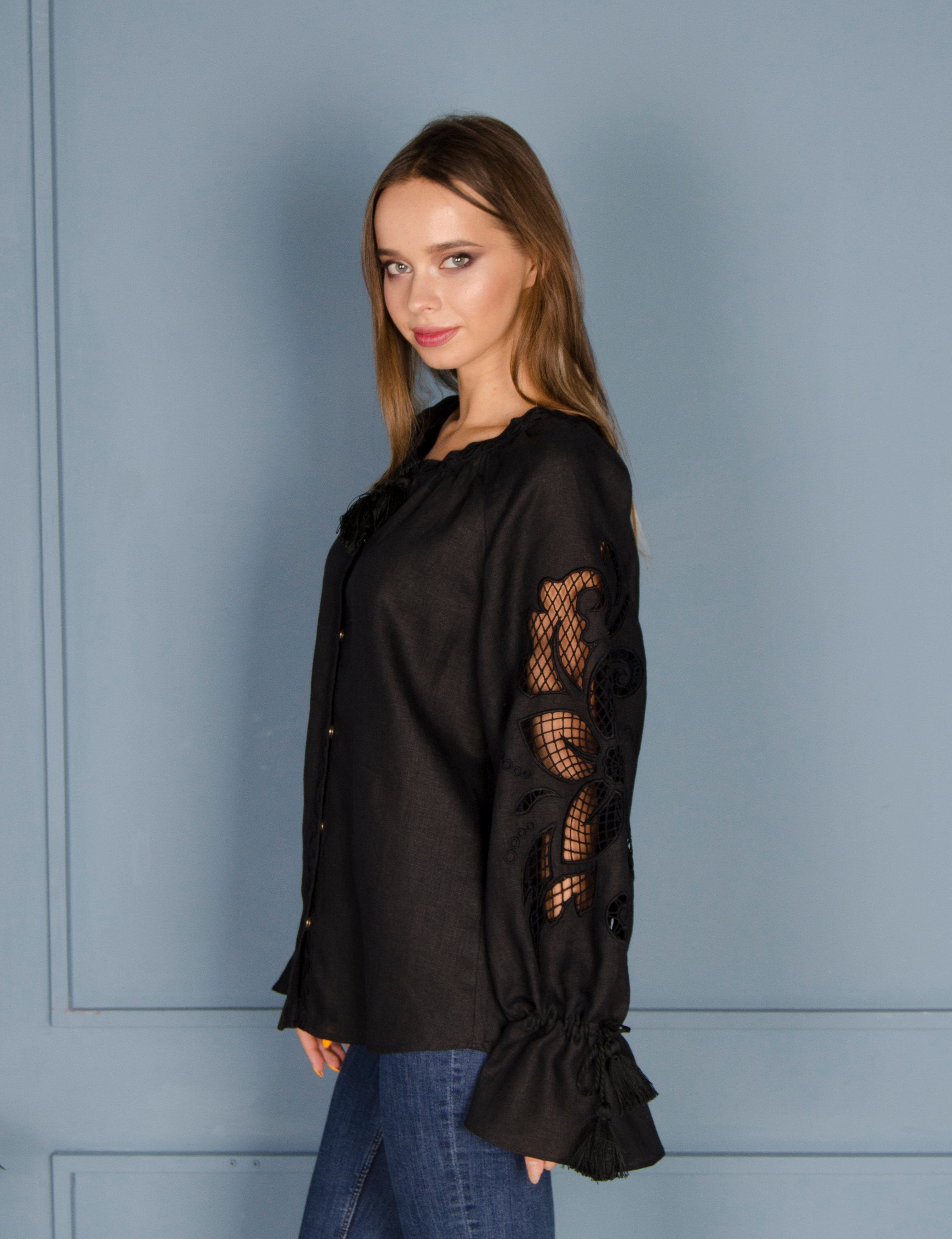 Ukrainian Vyshyvanka Blouse - Bohemian Embroidered Peasant Top