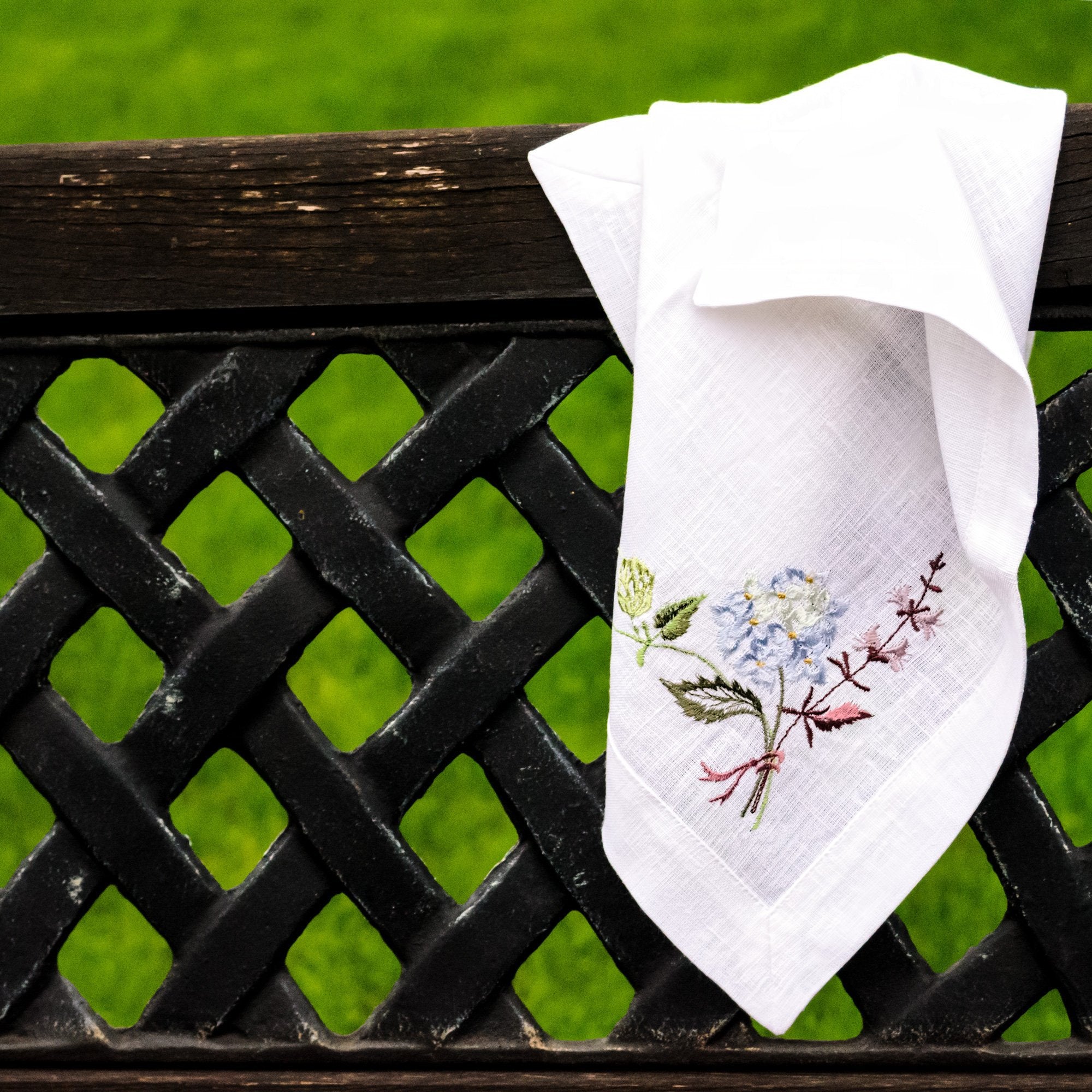 Hydrangea Embroidered Napkins 40x40 CM – Ukrainian Table Decor