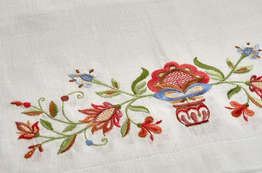 "Tree of Life" Ukrainian Embroidered Tablecloth - 90x40 cm