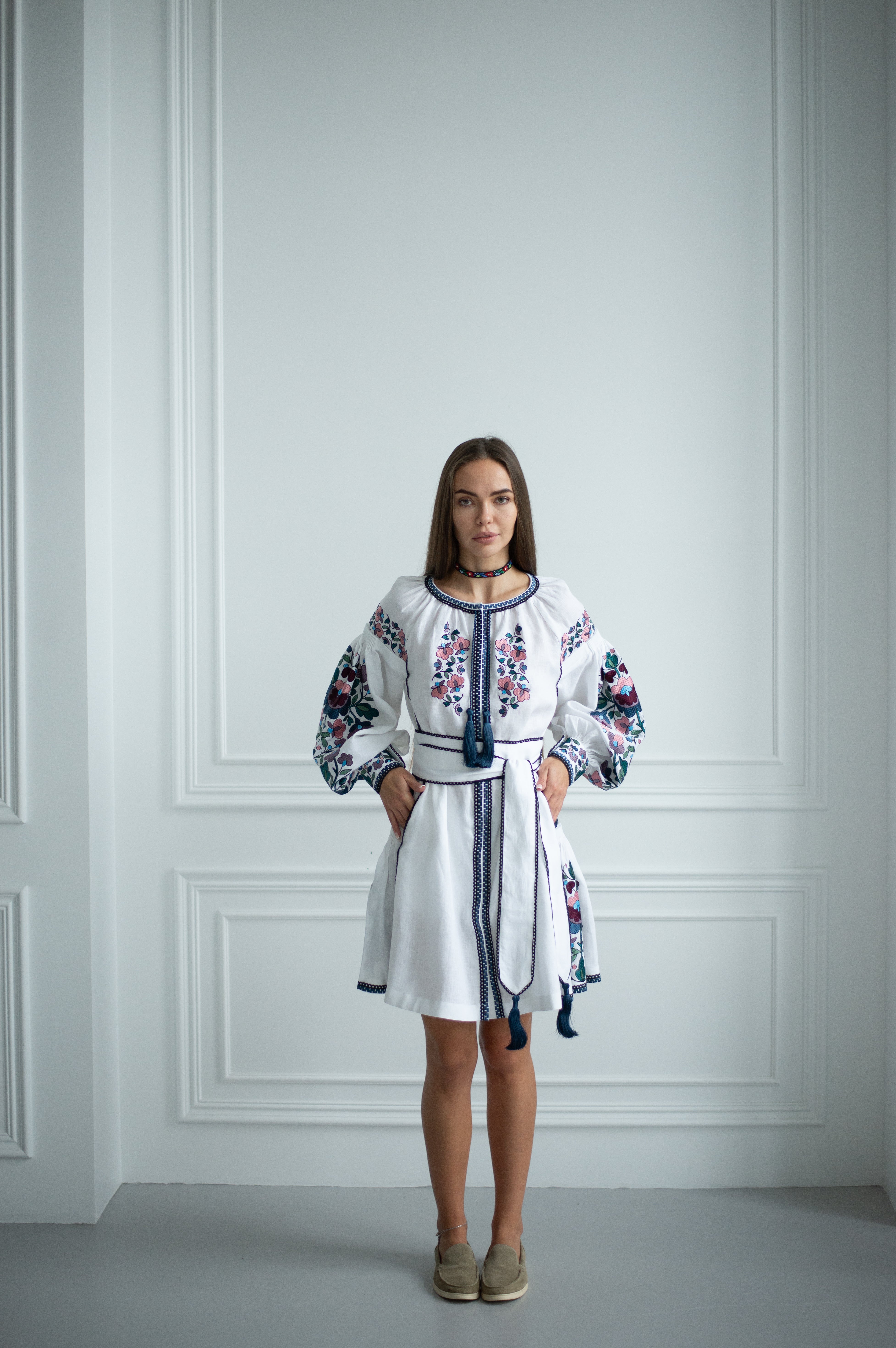 White Linen Embroidered Dress with Embroidery Ukrainian Mexican Dress Kaftan Abaya, Caftan Boho style Vita Kin Christmas