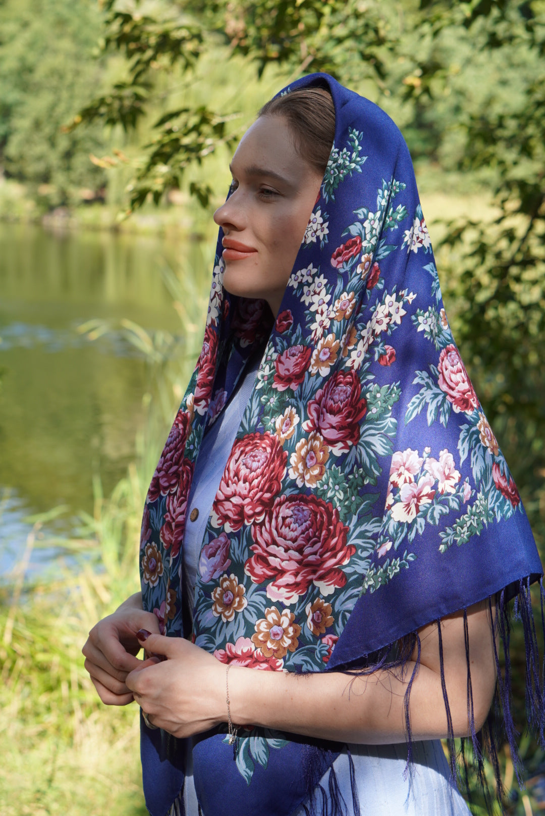 Blue Bohemian 80% Wool Shawl with Roses - Ukrainian White and Blue Ethnic Scarf 120 cm