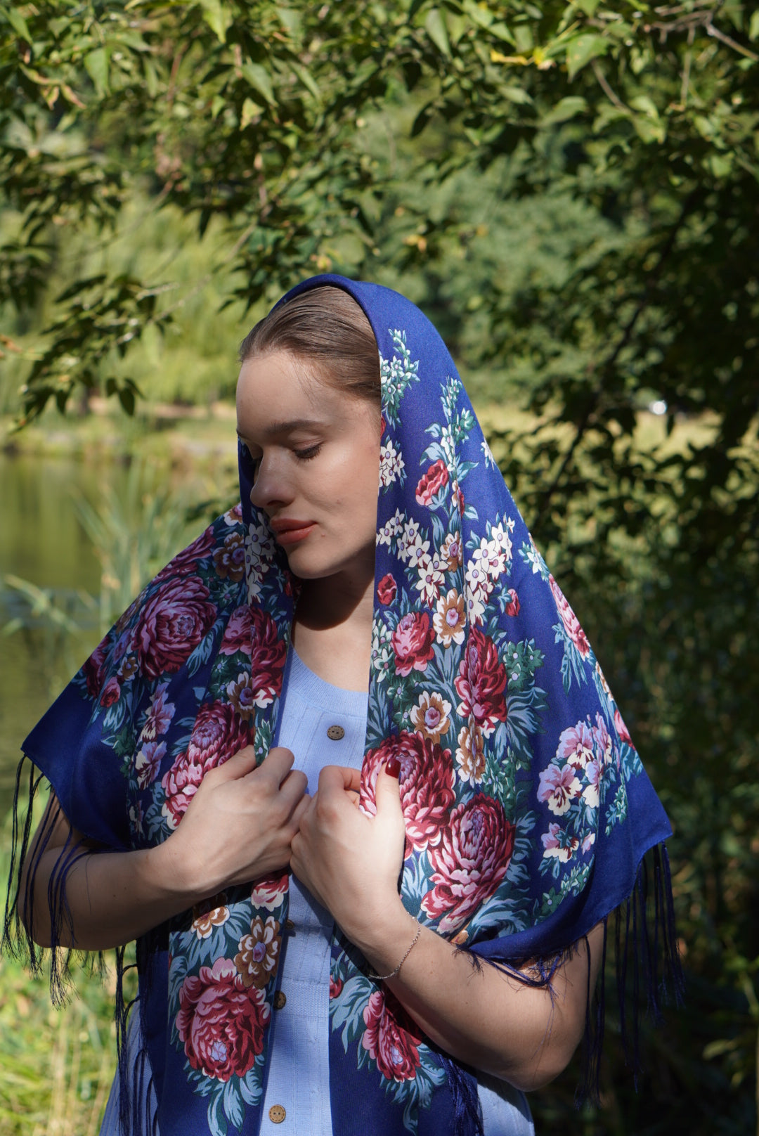 Blue Bohemian 80% Wool Shawl with Roses - Ukrainian White and Blue Ethnic Scarf 120 cm