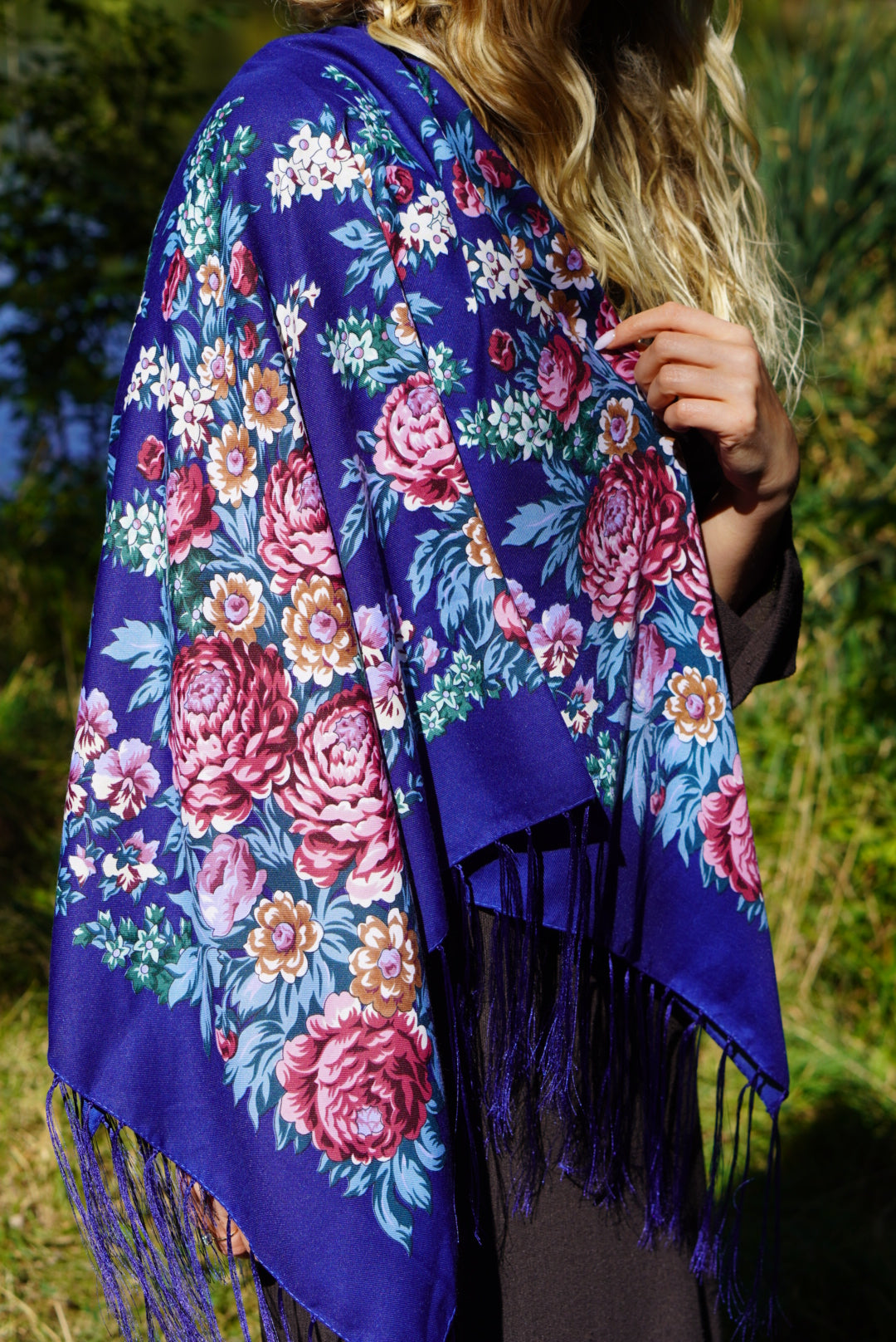 Blue Bohemian 80% Wool Shawl with Roses - Ukrainian White and Blue Ethnic Scarf 120 cm