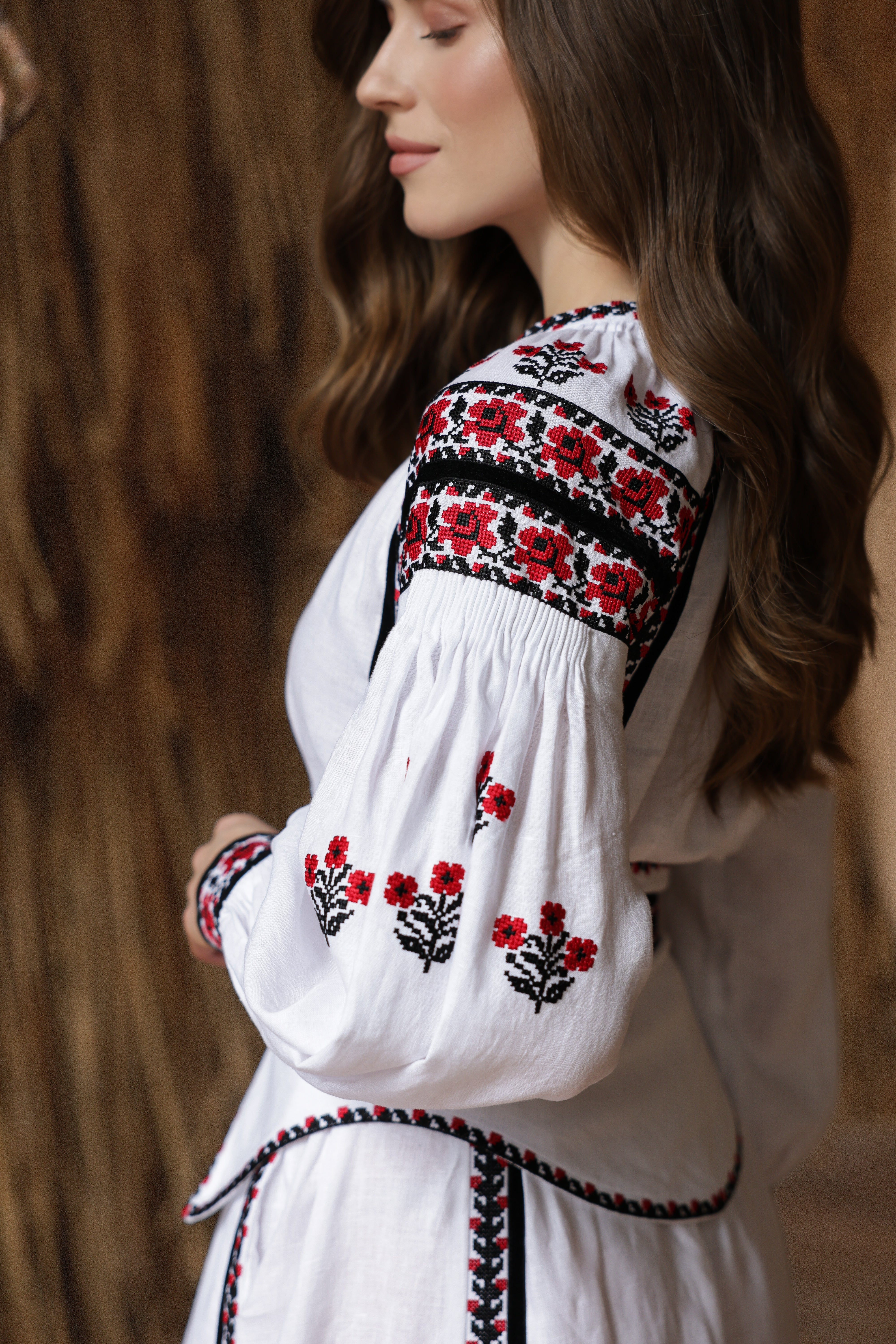White embroidered dress Ukrainian vyshyvanka linen dress Boho