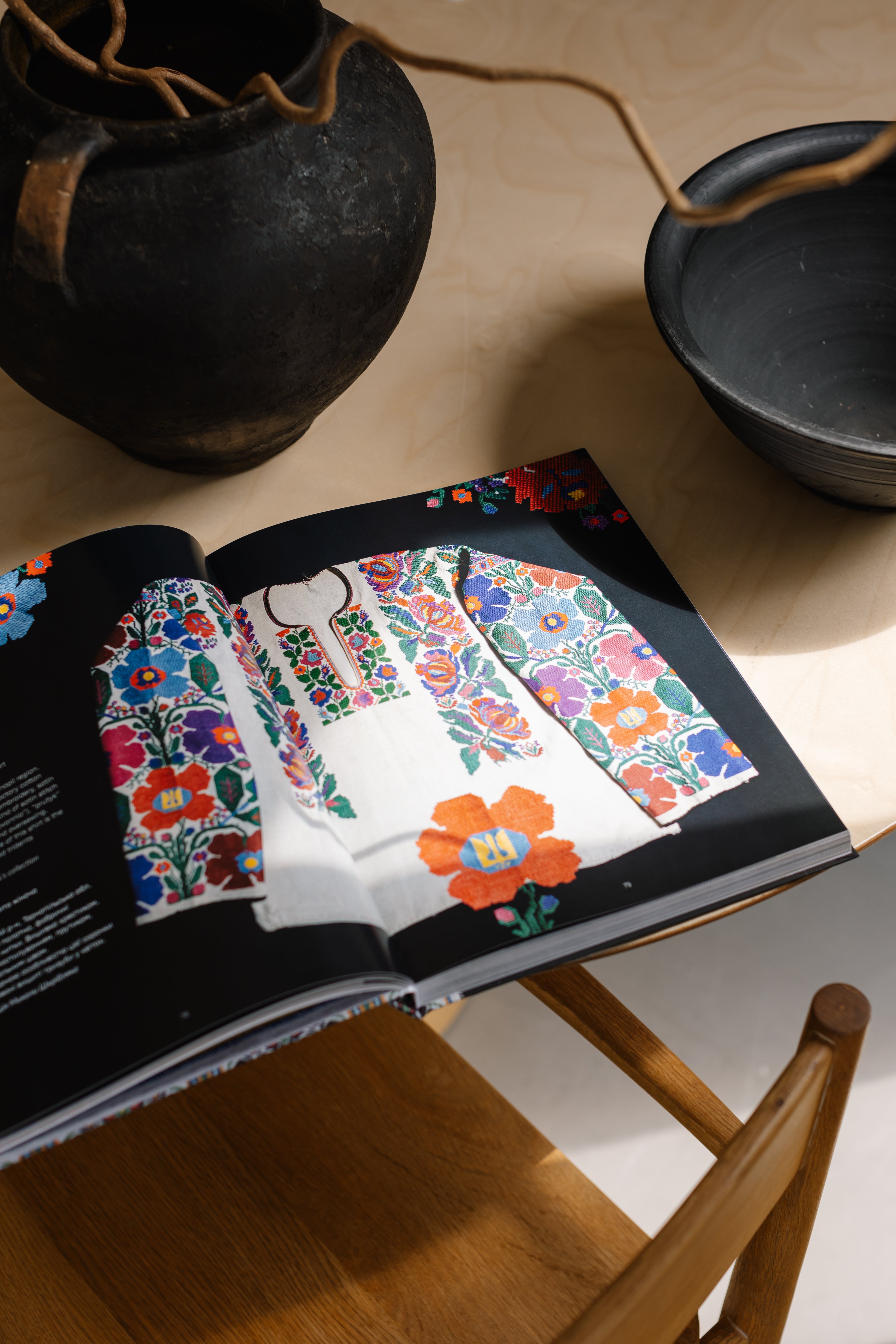 Book about the history of embroidery from different regions of Ukraine
