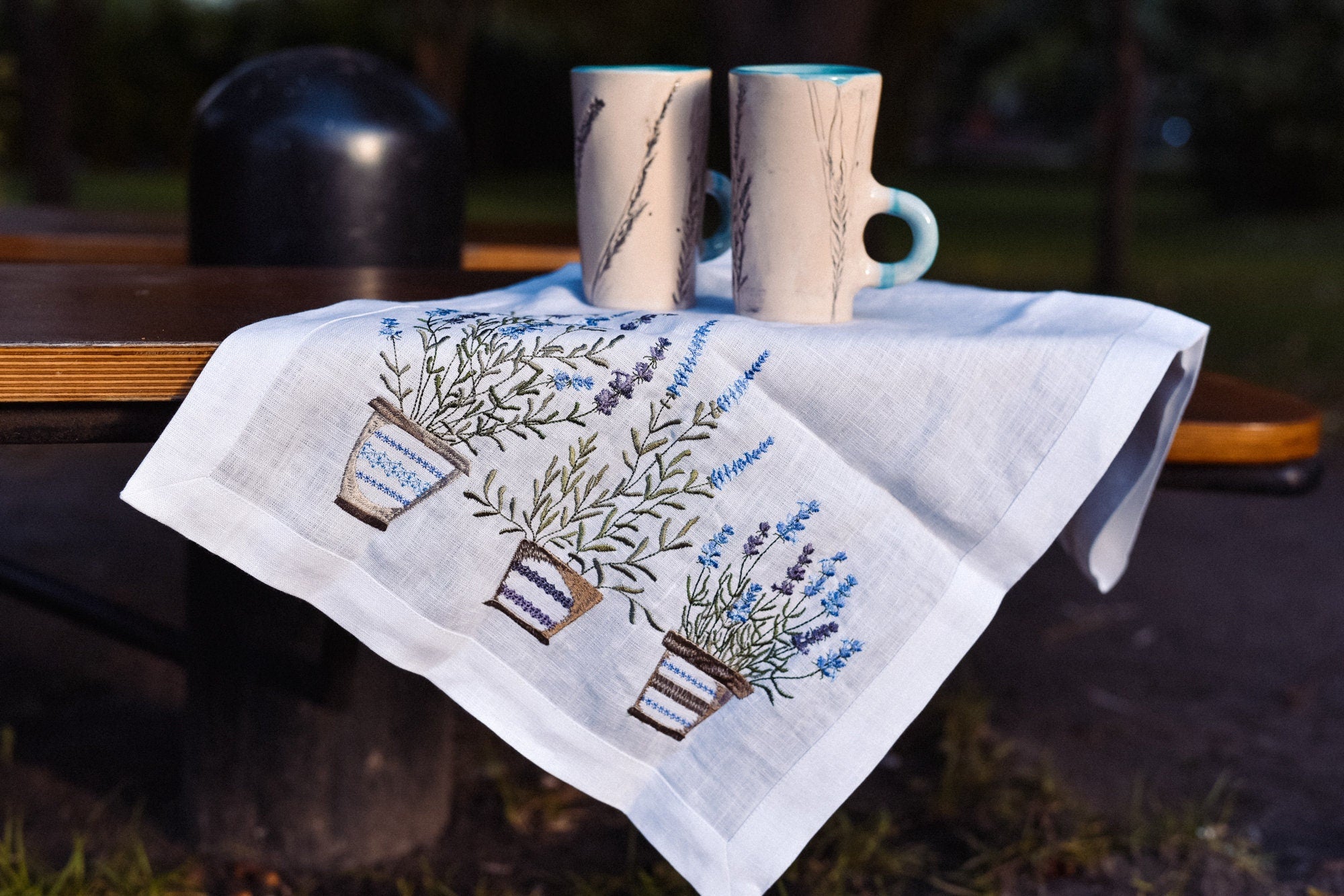 "Lavender Embroidered Tablecloth and Runner - 88x40 cm Linen"