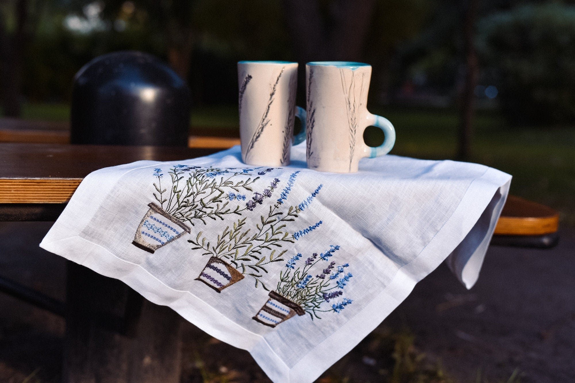 "Lavender Embroidered Tablecloth and Runner - 88x40 cm Linen"
