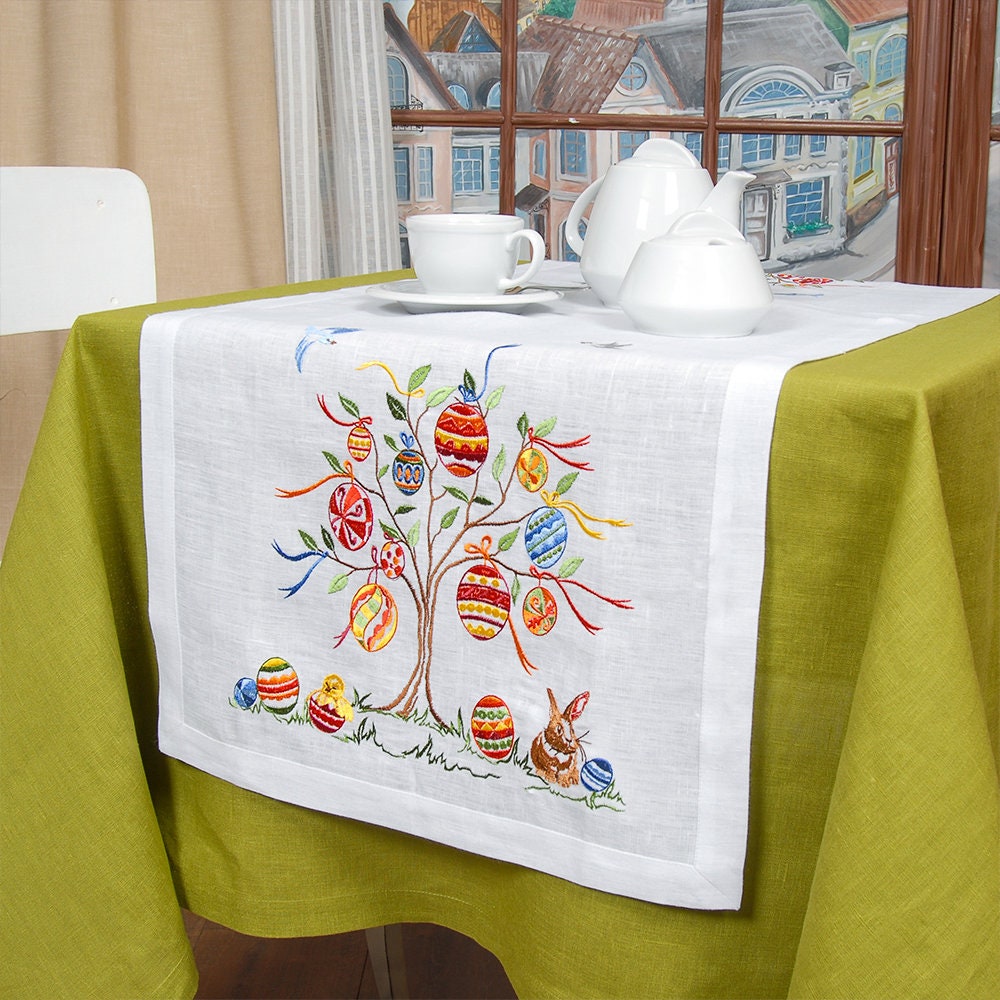 Easter Embroidered Linen Table Runner - Ukrainian Tablecloth (136 x 40 cm)