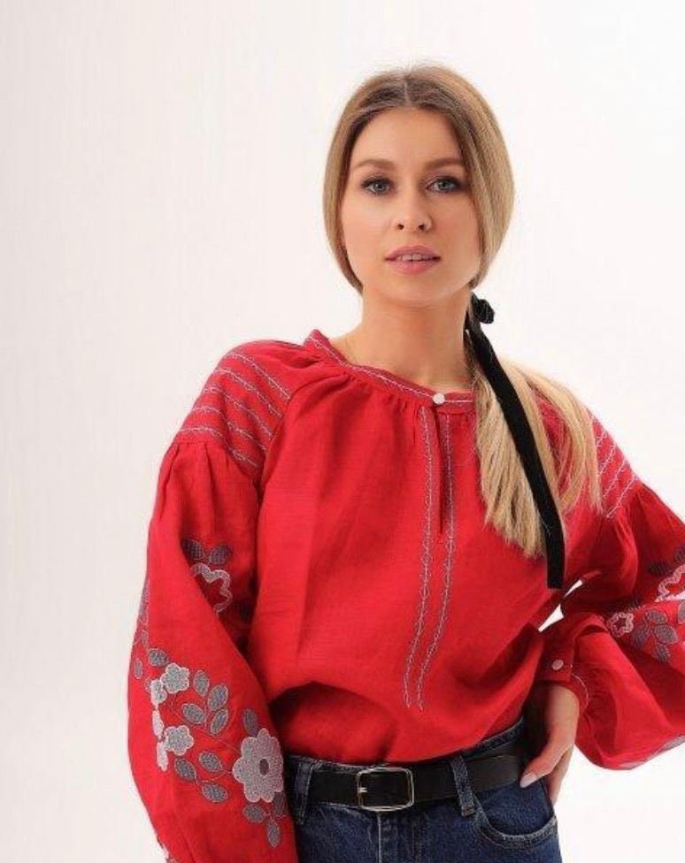 Red Ukrainian Linen Vyshyvanka Blouse with Floral Embroidery - Elegant Long Sleeve Women's Top