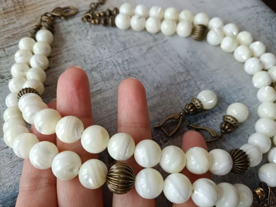2025 Ukrainian Traditional Mother-of-Pearl Necklace - Ethnic Christmas Jewelry