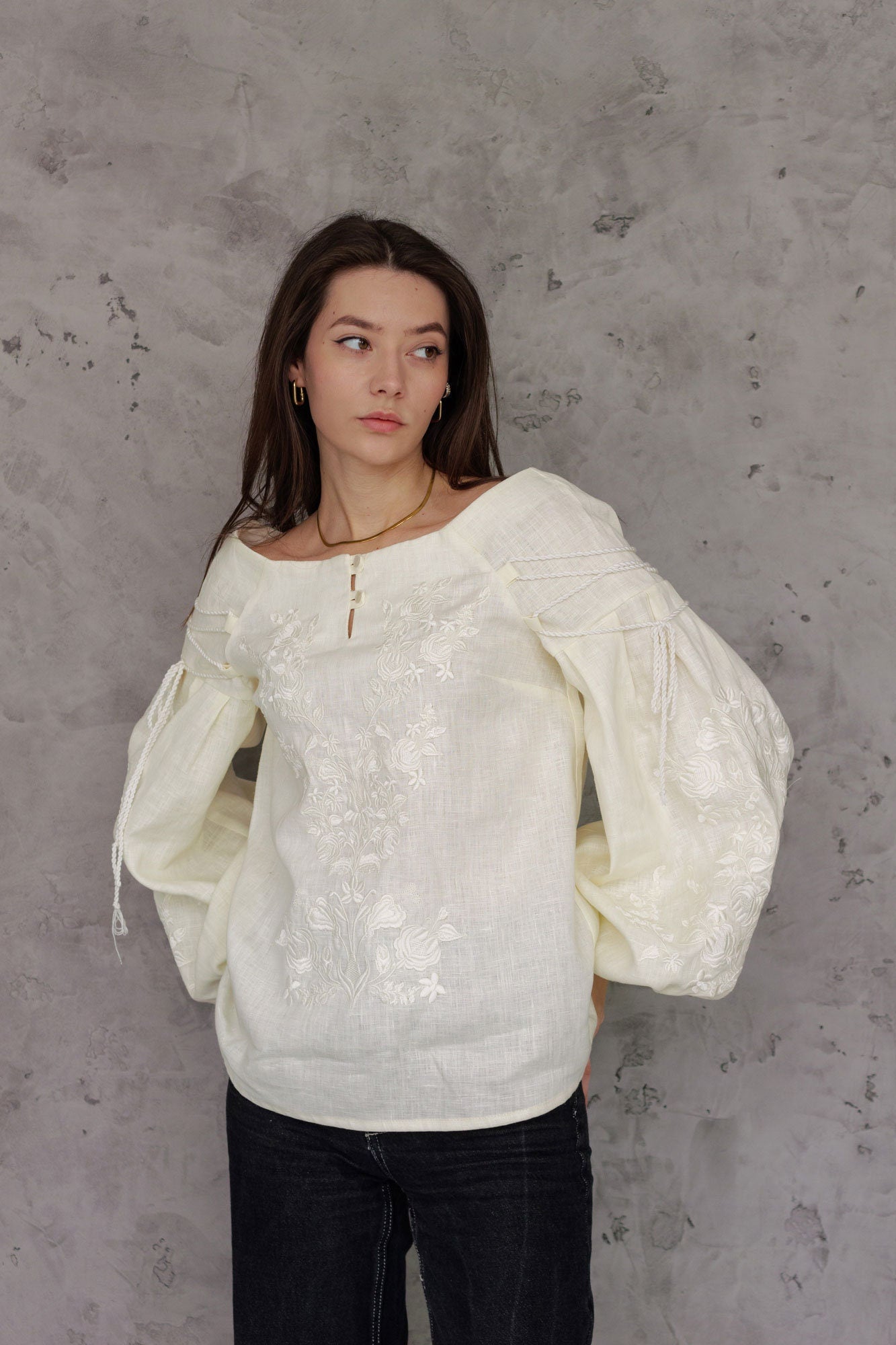 2025 New! Beige Ukrainian Vyshyvanka Blouse - Embroidered Bohemian Ethnic Shirt