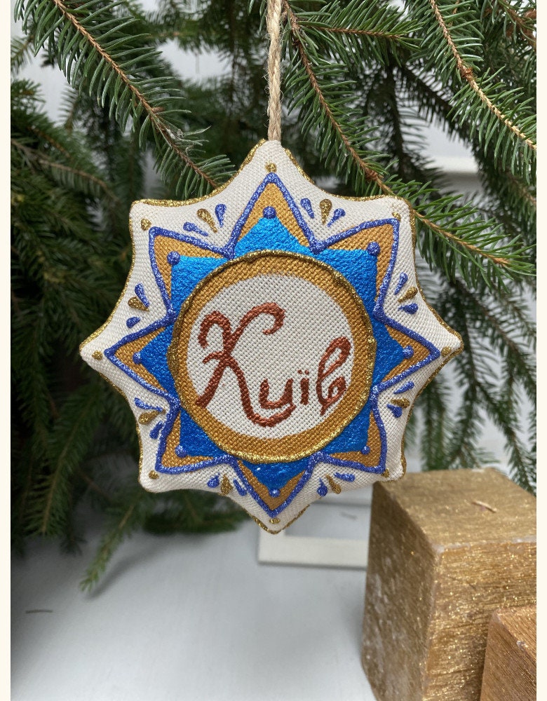 Handmade Saint Sophia Cathedral Toy – Painted Vanilla Star Souvenir for Kids