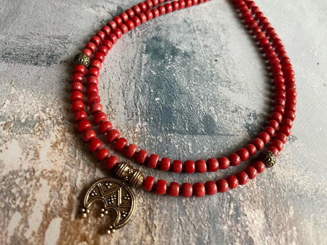 2025 Red Ukrainian Traditional Coral Multirow Necklace in Hand-Cast Bronze for Mother's Day