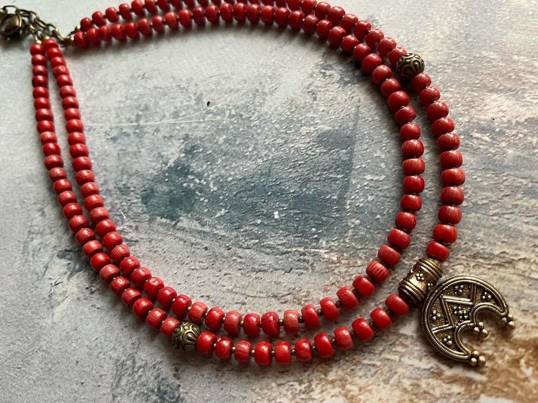 2025 Red Ukrainian Traditional Coral Multirow Necklace in Hand-Cast Bronze for Mother's Day