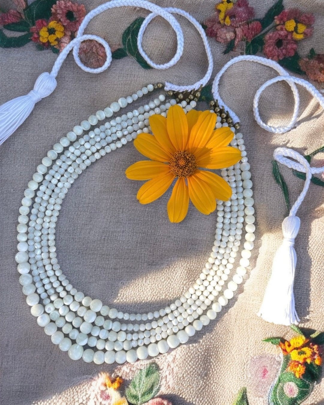 2025 White Ukrainian Folk Necklace - Multirow Ethnic Jewelry in Natural Mother of Pearl