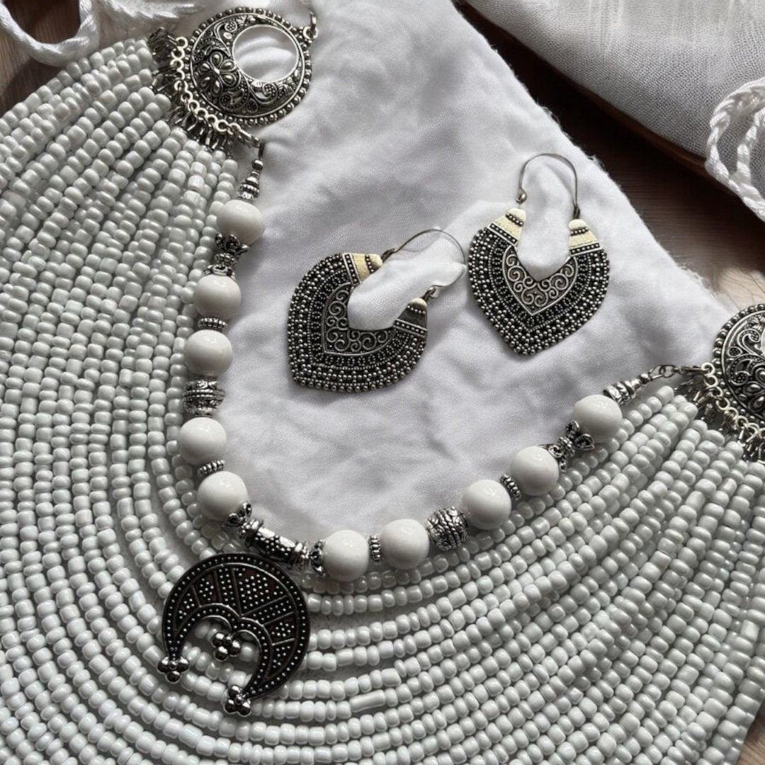 White Ukrainian Traditional Multirow Necklace and Earrings Set with Glass Beads and Moon Pendant