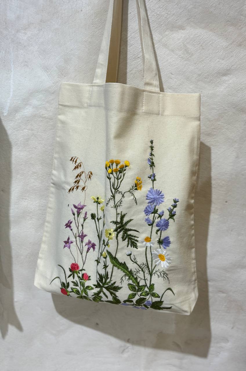 Botanical Linen Boho Bag - Embroidered Floral Tote for Summer