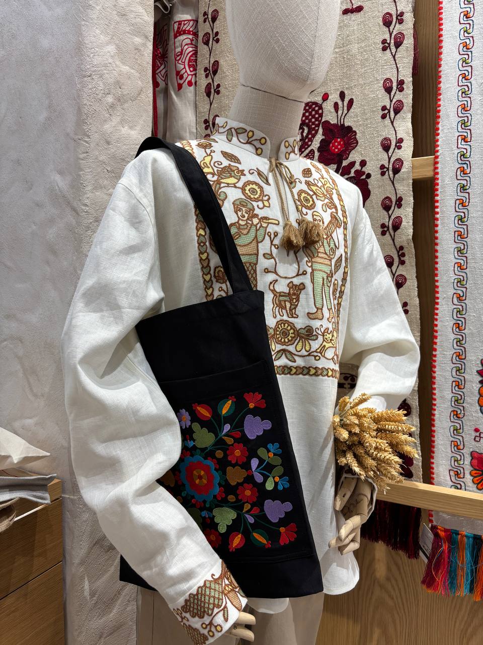 Black Linen Tote Bag Embroidered Floral Beach Bag