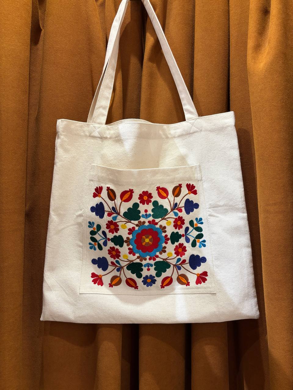 White Ukrainian shoulder bag, Linen boho bag, Embroidered bag, Hippie bag, Floral bag, Eastergift, Flower beach bag, Summer tote bag
