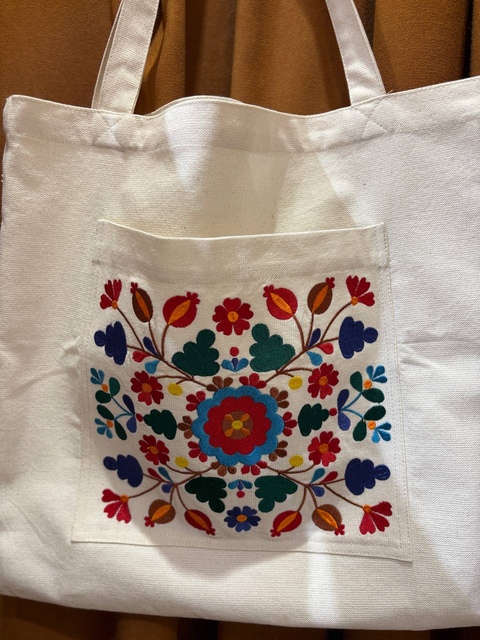 White Ukrainian shoulder bag, Linen boho bag, Embroidered bag, Hippie bag, Floral bag, Eastergift, Flower beach bag, Summer tote bag