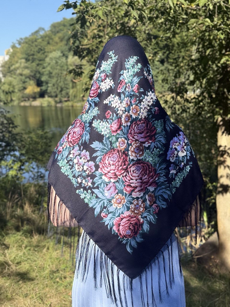 Dark Blue Bohemian Rose & Field Flowers Shawl – Ukrainian Wool 80%