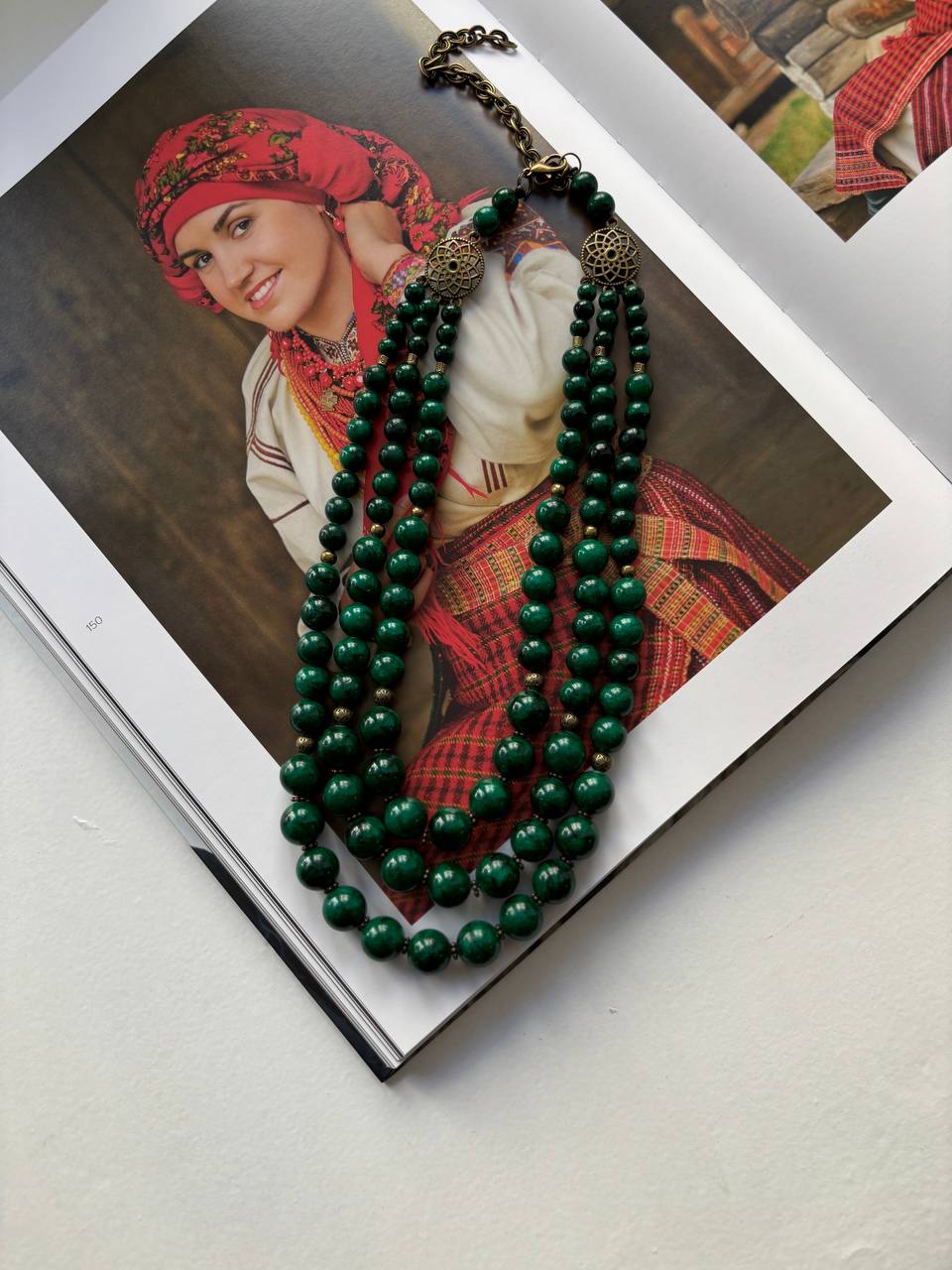 Green necklace Pressed agate Ukrainian Traditional Jewelry natural Ethnic