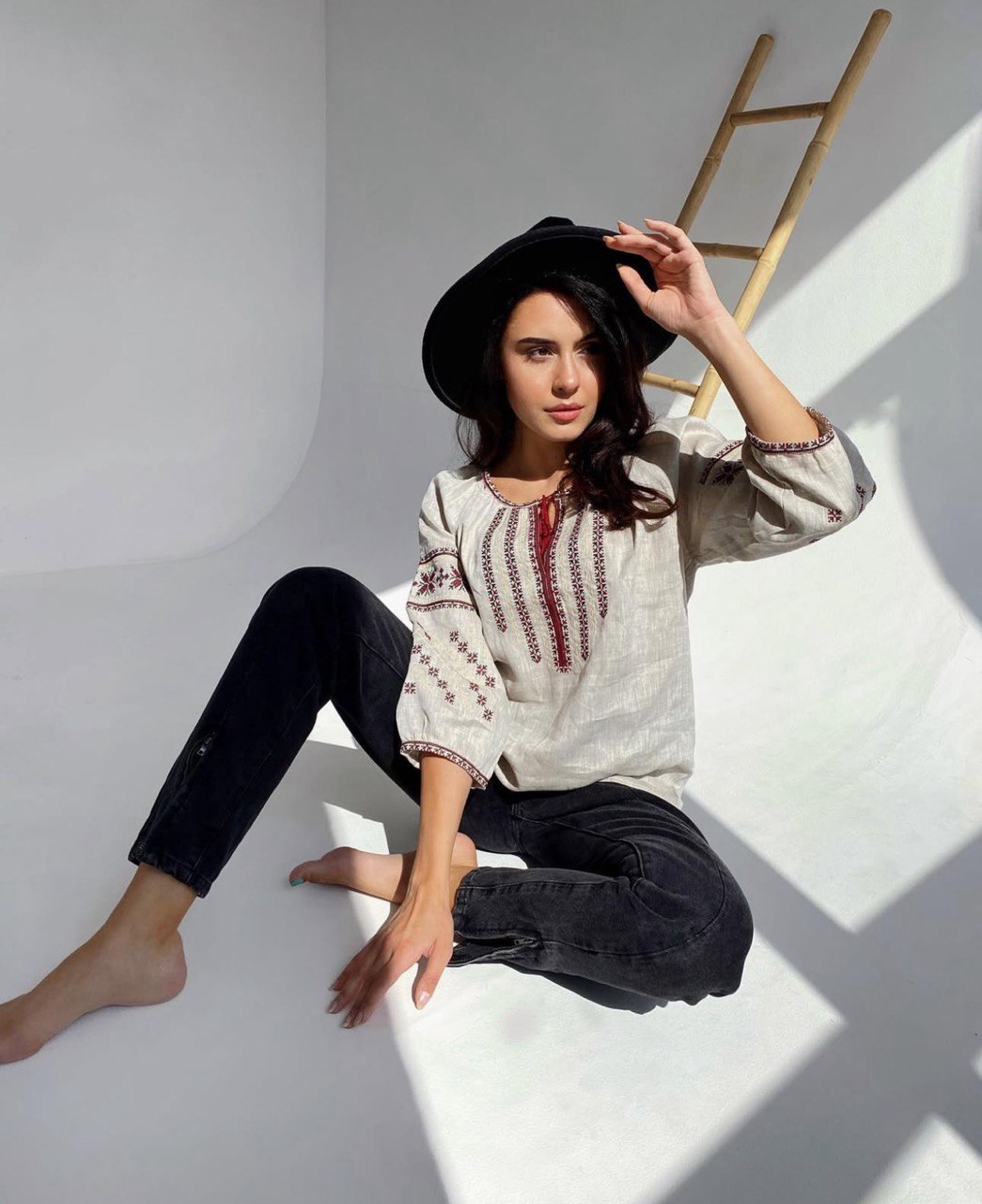 Ukrainian vyshyvanka blouse embroidered blouse Vyshyvanka bohemian ethnic shirt boho chic top