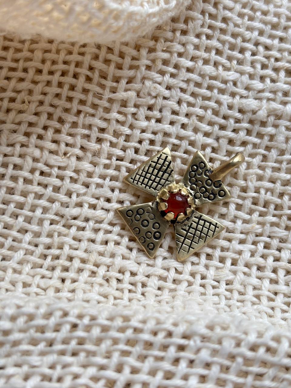 Vintage Style Choker