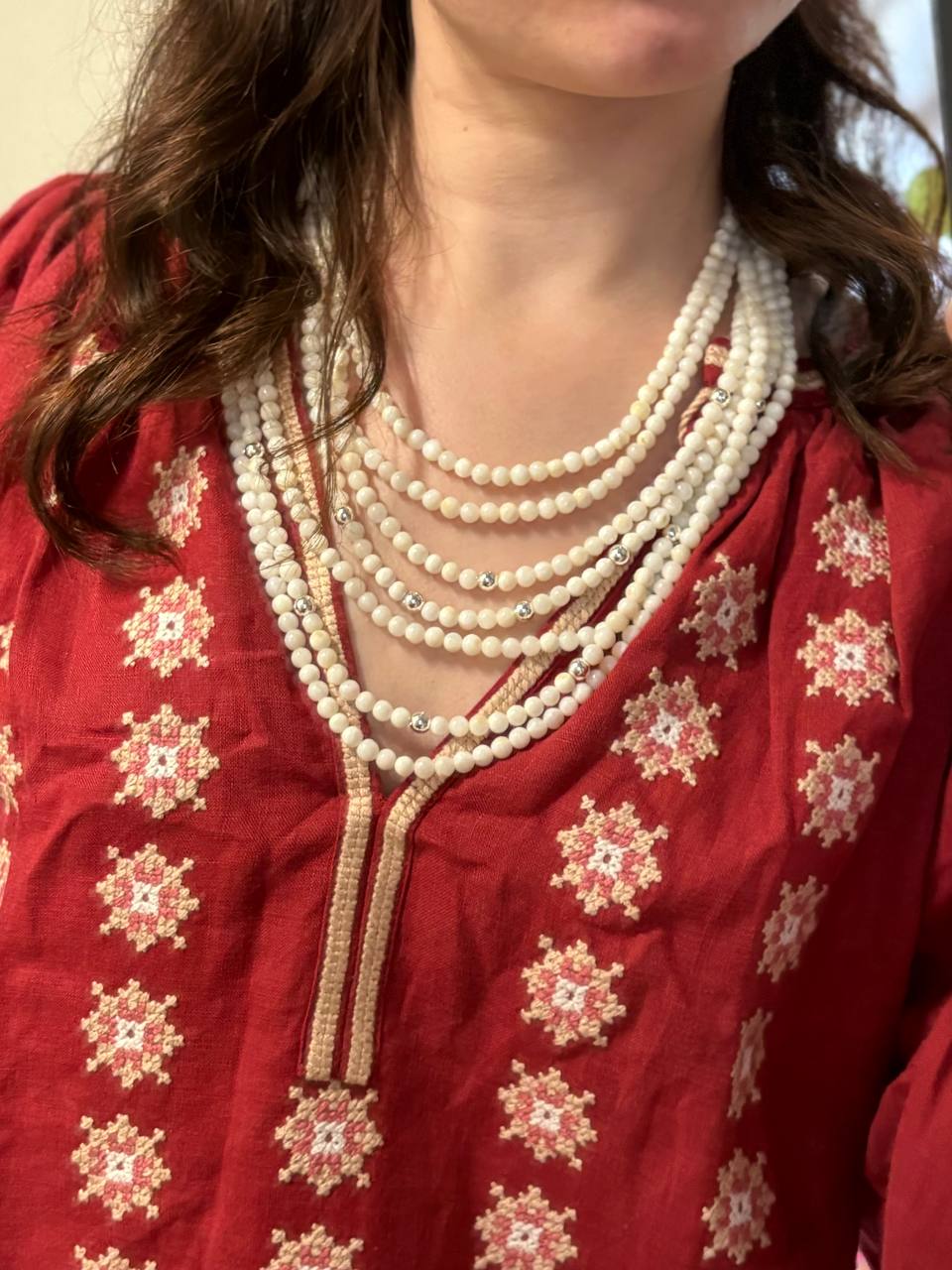 White Mother of Pearl Necklace