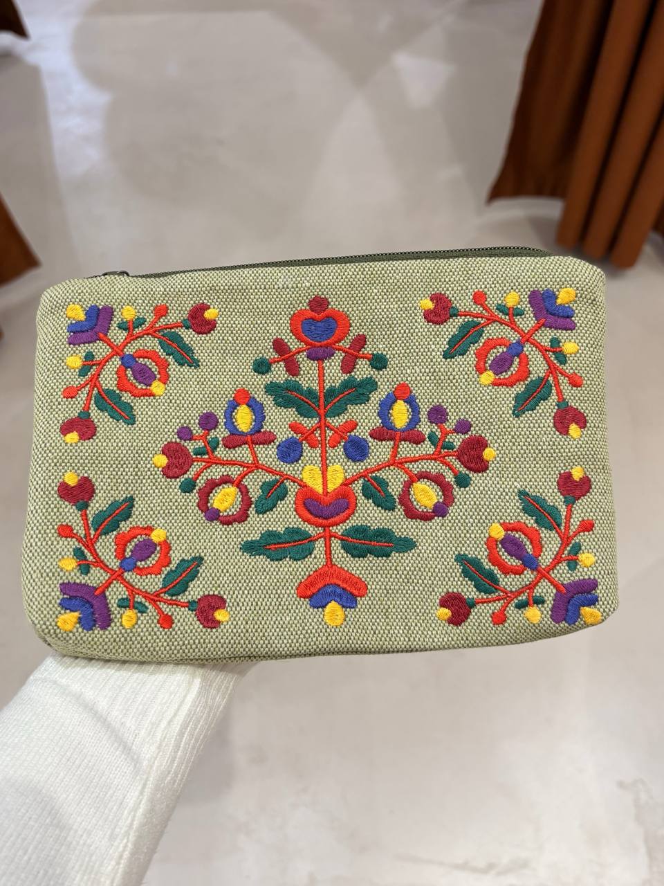 Pequena bolsa de maquilhagem com padrão ucraniano bordado, bolsa de cosméticos adorável com design floral e de pássaros