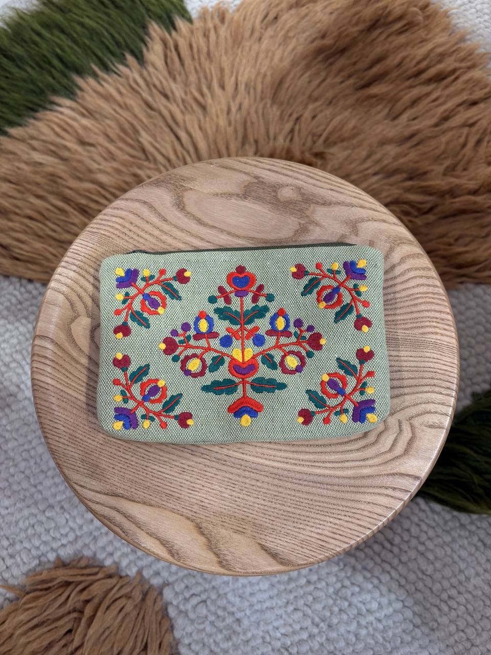 Pequena bolsa de maquilhagem com padrão ucraniano bordado, bolsa de cosméticos adorável com design floral e de pássaros