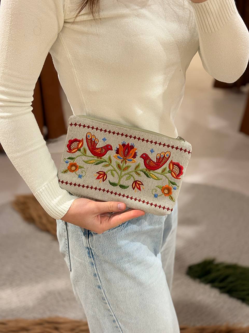 Piccola pochette per trucco con motivo ucraino ricamato, graziosa trousse cosmetica con motivo floreale e uccello