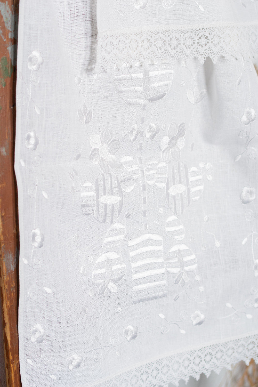 White Tree of Life Amulet Wedding Towel 200 × 32 CM Ukrainian Embroidered Table Runner