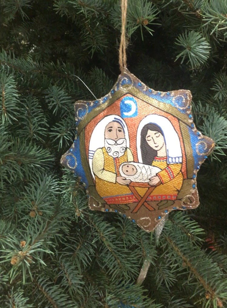 Christmas Tree Decoration Set - Ornaments, Box & Hay